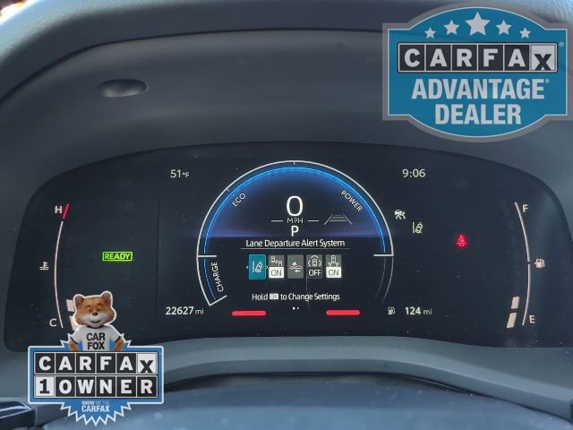 Used 2025 Toyota Camry LE image 10