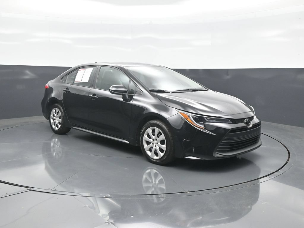 Used 2025 Toyota Corolla LE