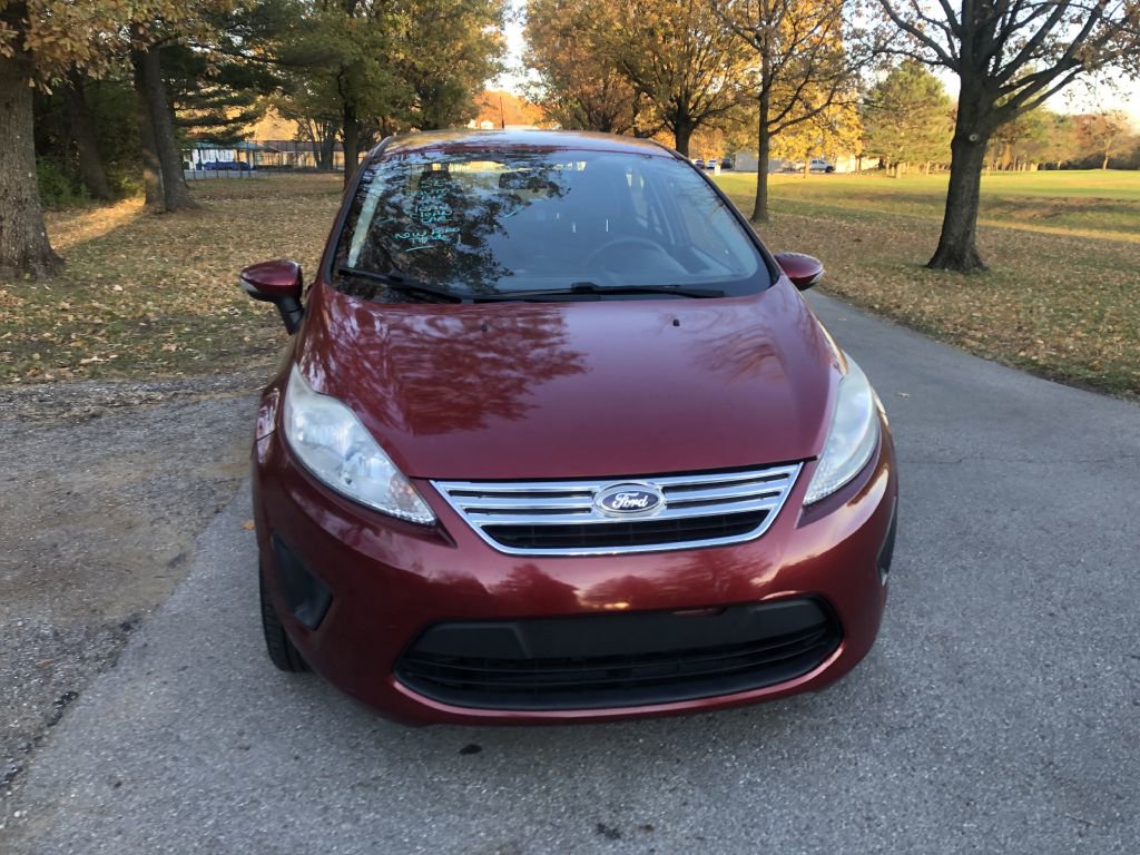 Used 2013 Ford Fiesta SE image 14