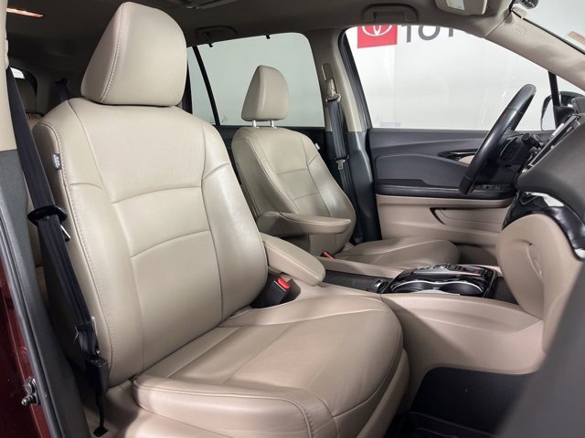 Used 2019 Honda Pilot Touring image 35