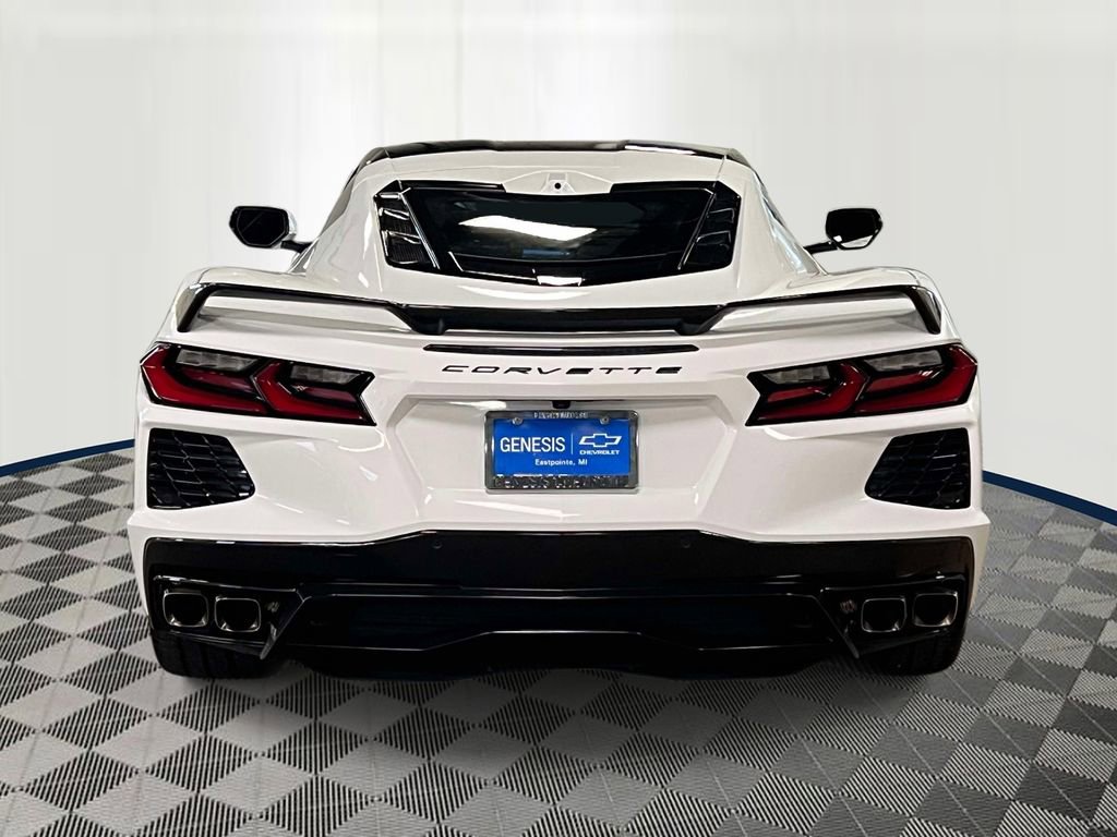 Used 2023 Chevrolet Corvette Stingray Preferred Cpe w/ Z51 Performance Package RWD image 5
