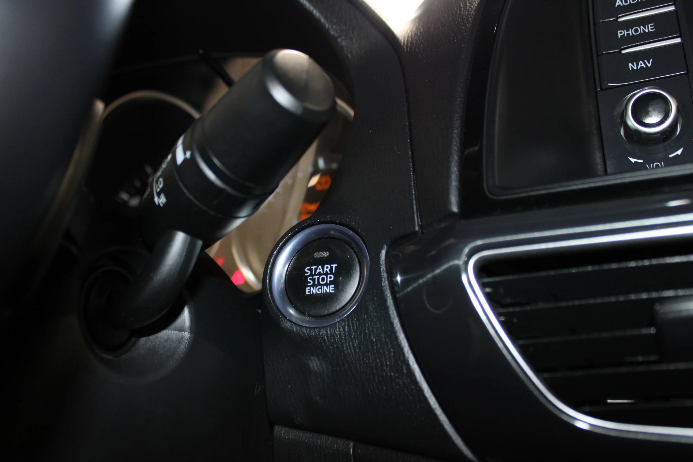 Used 2014 MAZDA MAZDA6 Grand Touring w/ GT Technology Package FWD image 19
