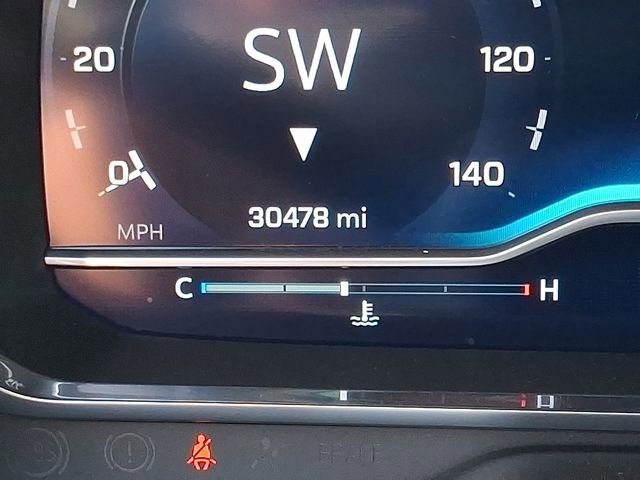 Used 2023 Chevrolet Tahoe Z71 w/ Luxury Package image 19