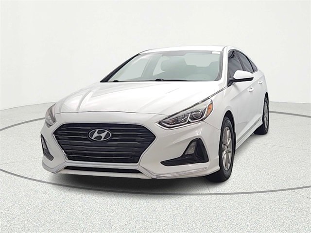 Used 2019 Hyundai Sonata SE image 2