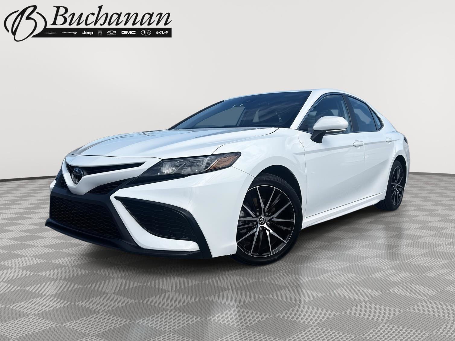 Used 2024 Toyota Camry SE