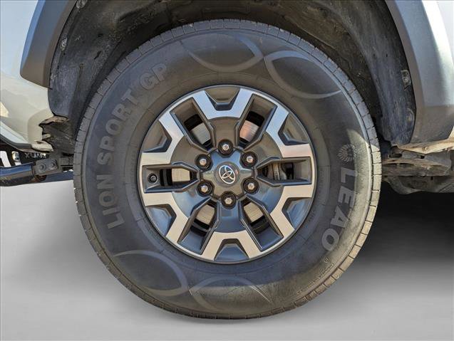 Used 2020 Toyota Tacoma TRD Off-Road image 13