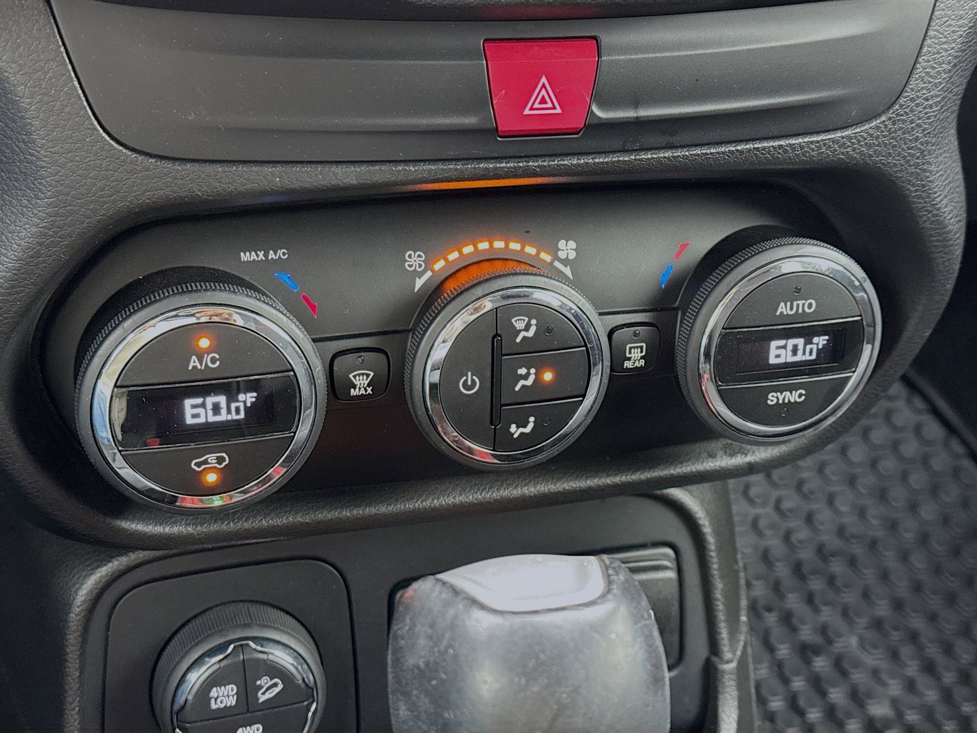 Used 2017 Jeep Renegade Trailhawk image 12