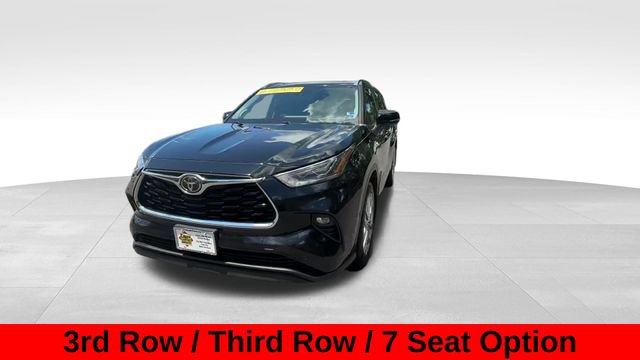 Used 2020 Toyota Highlander Limited AWD/4WD image 2