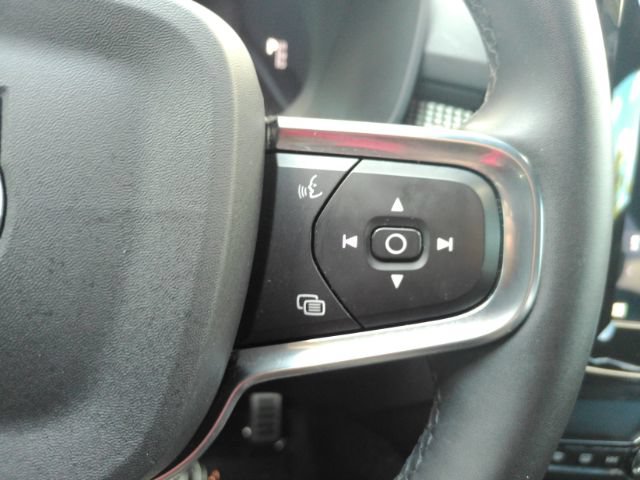 Used 2022 Volvo XC40 P8 Recharge Plus AWD/4WD image 36
