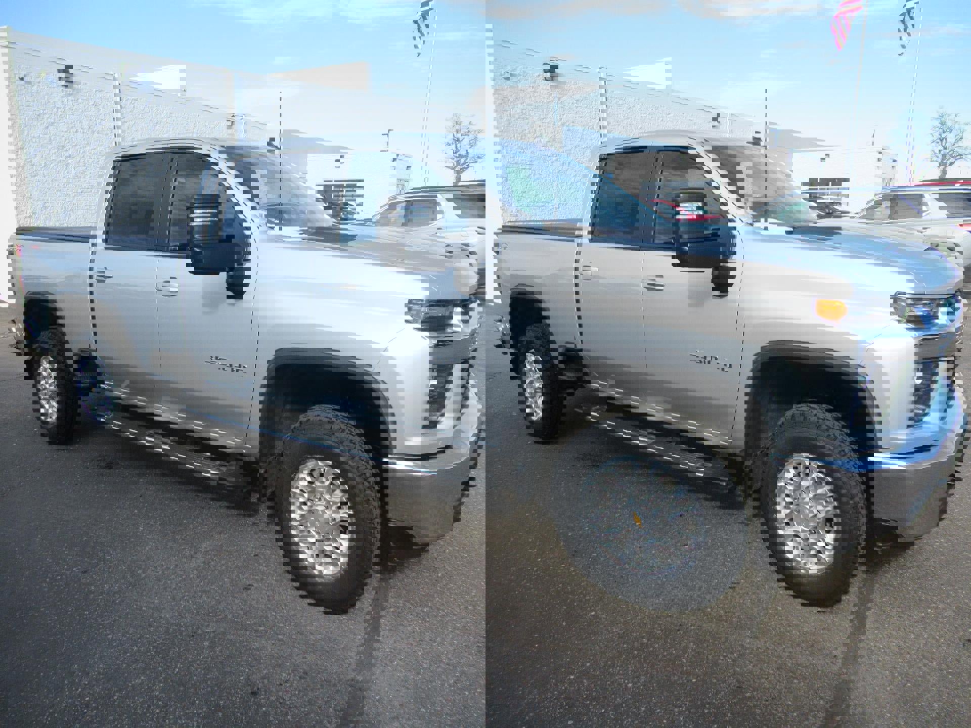 Certified 2022 Chevrolet Silverado 3500 LT w/ Convenience Package image 3