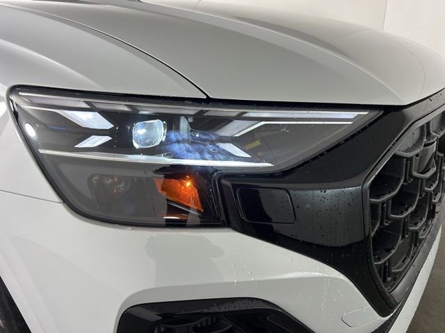 New 2026 Audi SQ8 Prestige AWD/4WD image 30