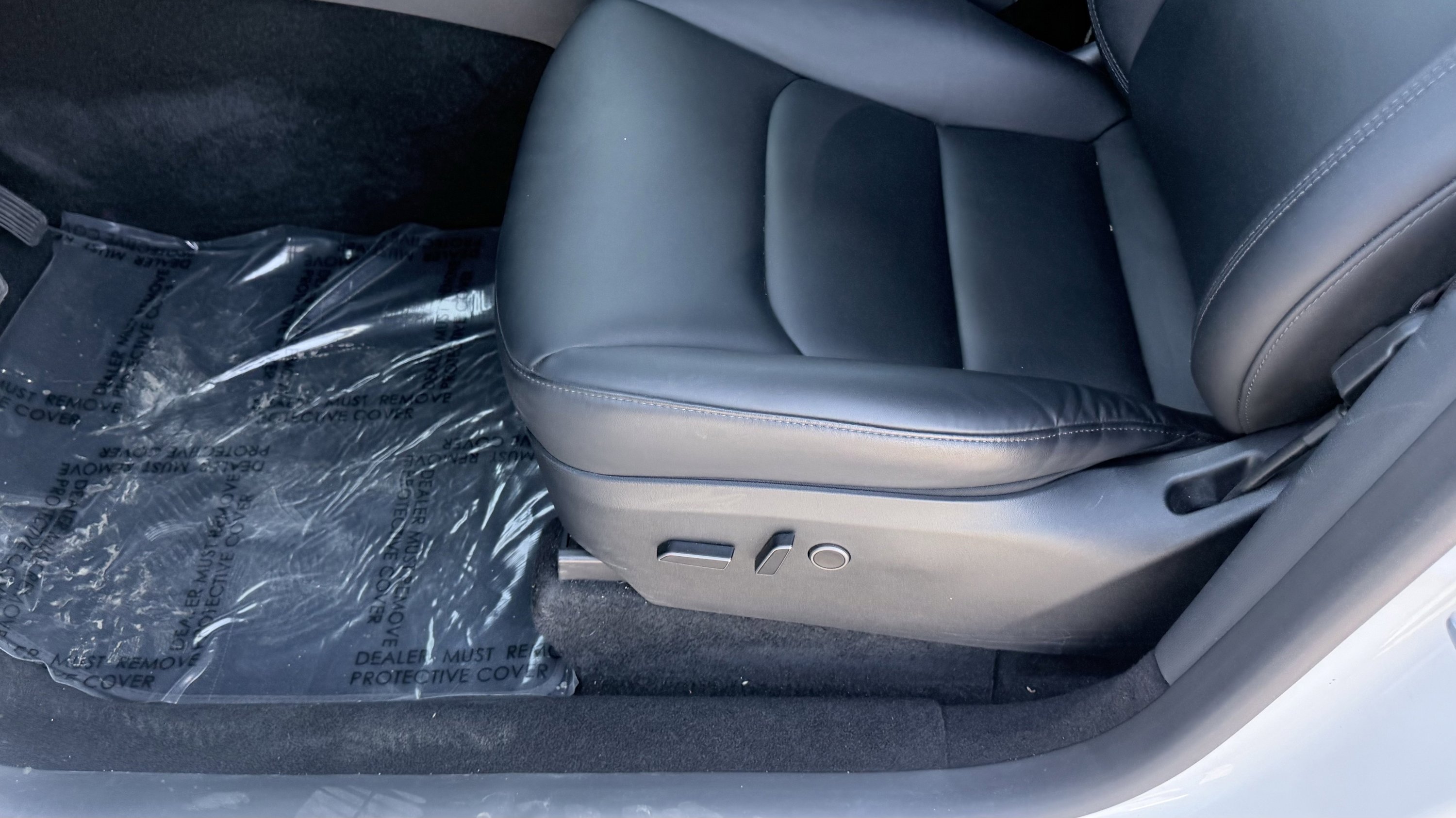 Used 2023 Tesla Model Y Long Range image 27