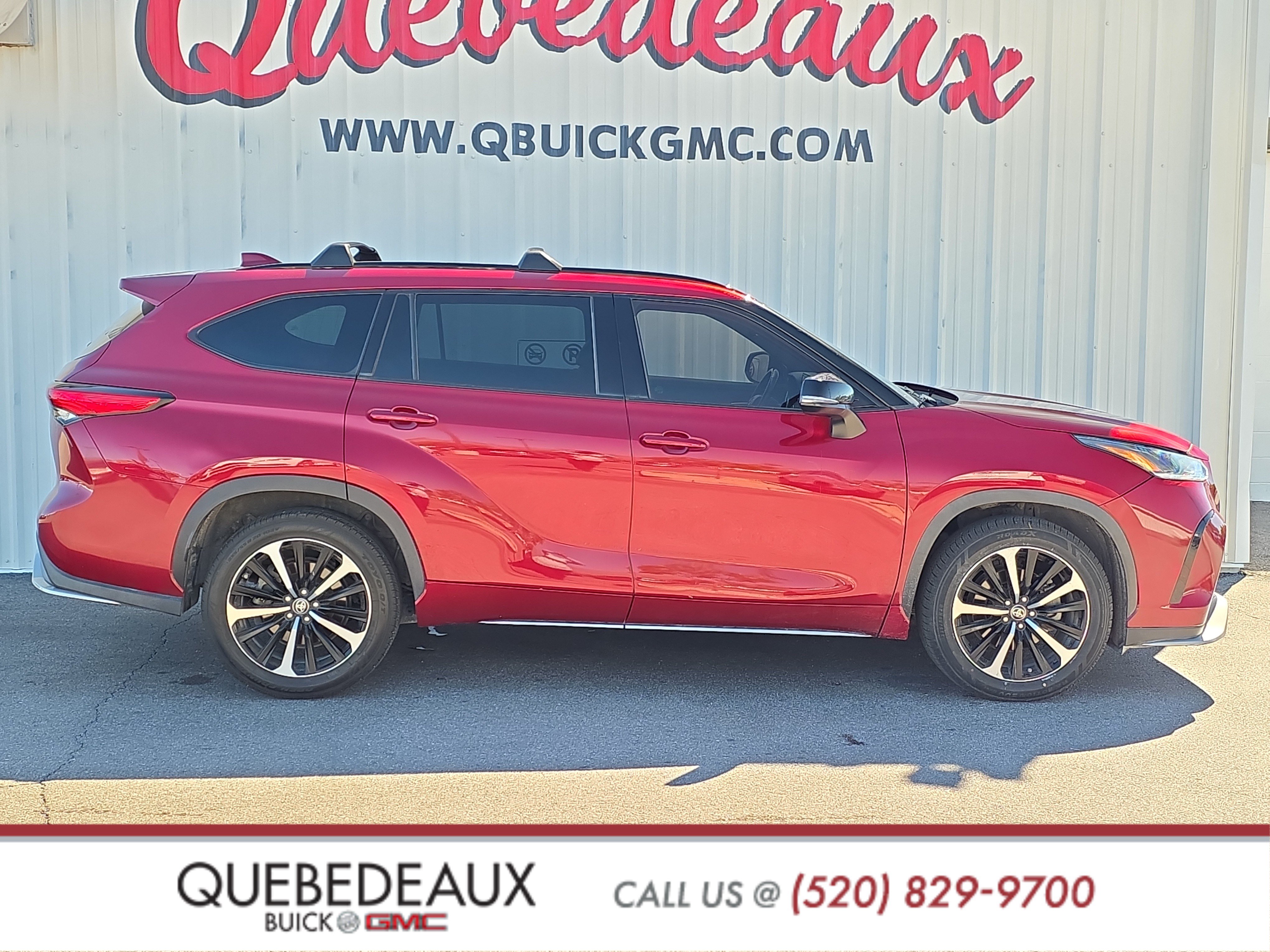 Used 2022 Toyota Highlander XSE FWD image 4