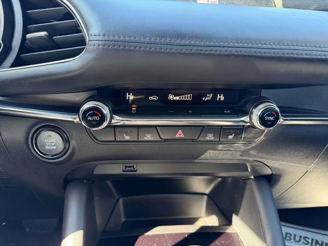 Used 2019 MAZDA MAZDA3 Sedan w/ Preferred Package image 17