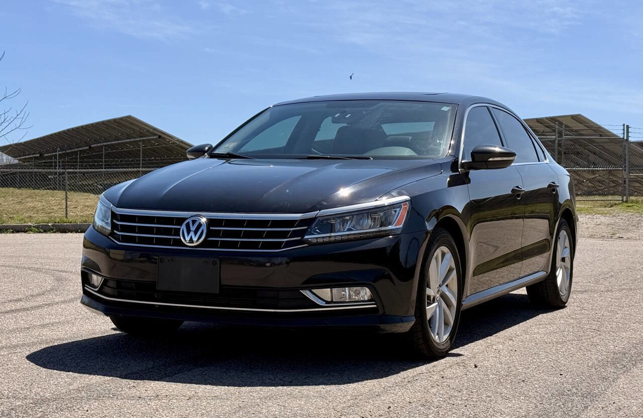 Used 2018 Volkswagen Passat 2.0T SE w/ SE Lighting Package FWD image 1