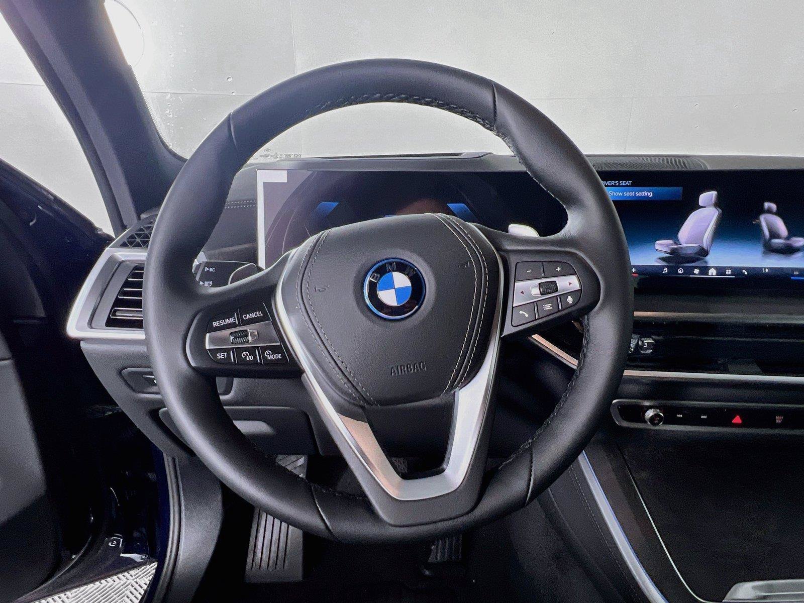 New 2026 BMW X5 xDrive50e w/ Climate Comfort Package AWD/4WD image 12