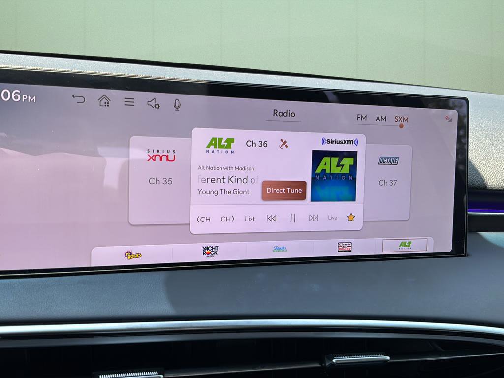 Certified 2026 Genesis GV70 2.5T AWD/4WD image 26