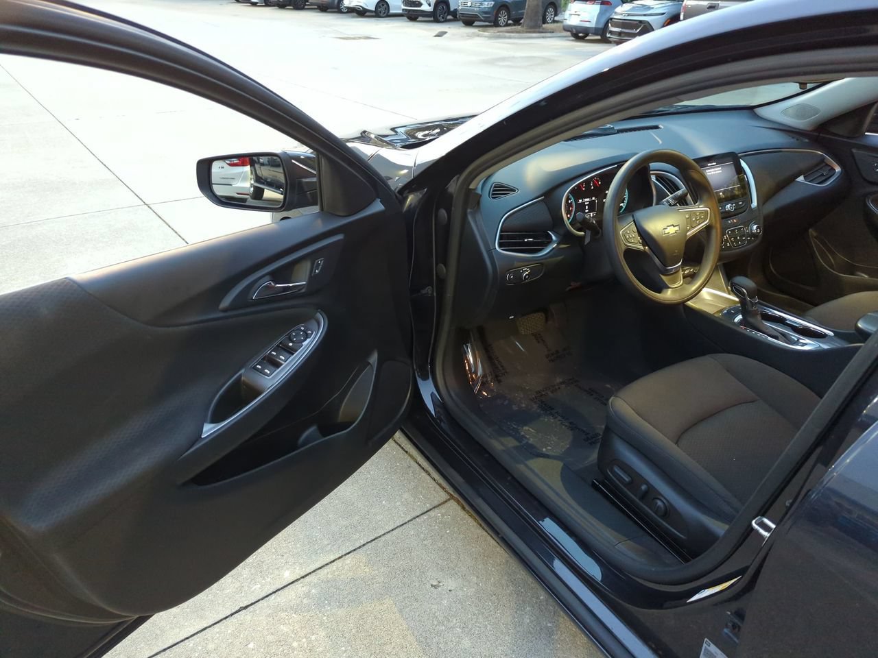 Certified 2022 Chevrolet Malibu LT FWD image 7