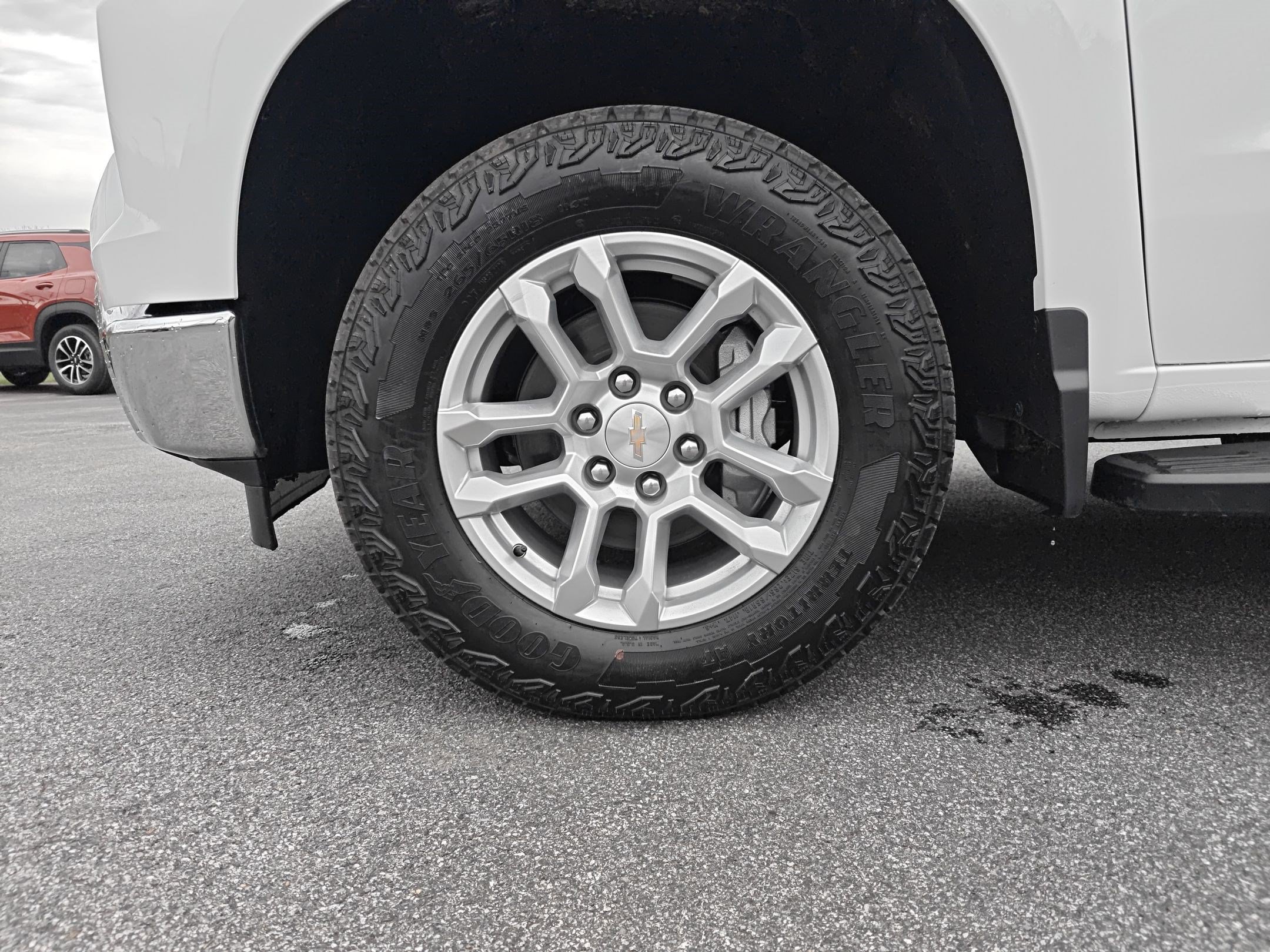 Certified 2026 Chevrolet Silverado 1500 LT AWD/4WD image 12