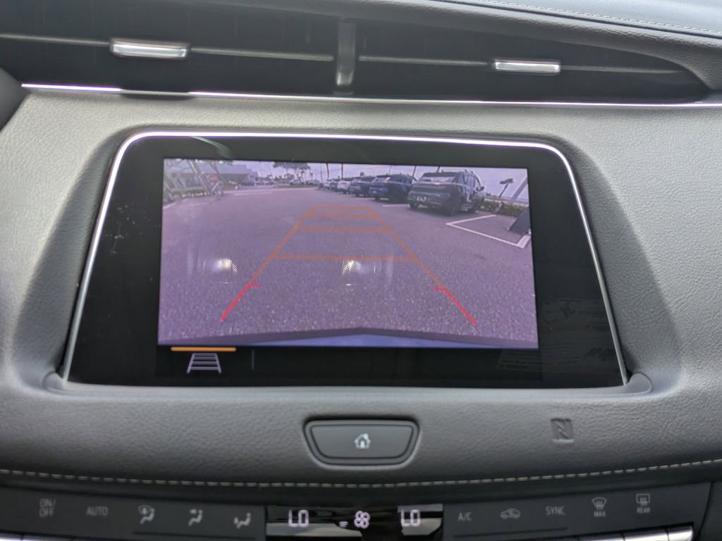 Used 2019 Cadillac XT4 Premium Luxury FWD image 23