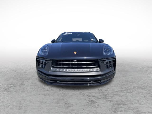 Used 2022 Porsche Macan GTS AWD/4WD image 2