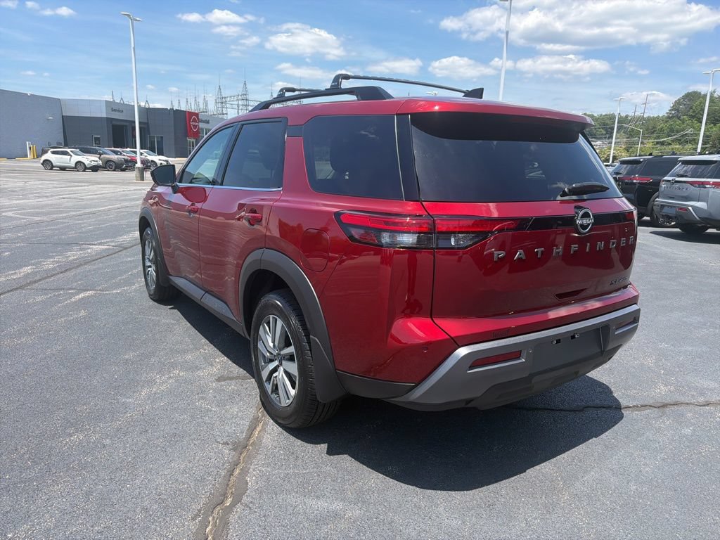 New 2026 Nissan Pathfinder SL AWD/4WD image 4