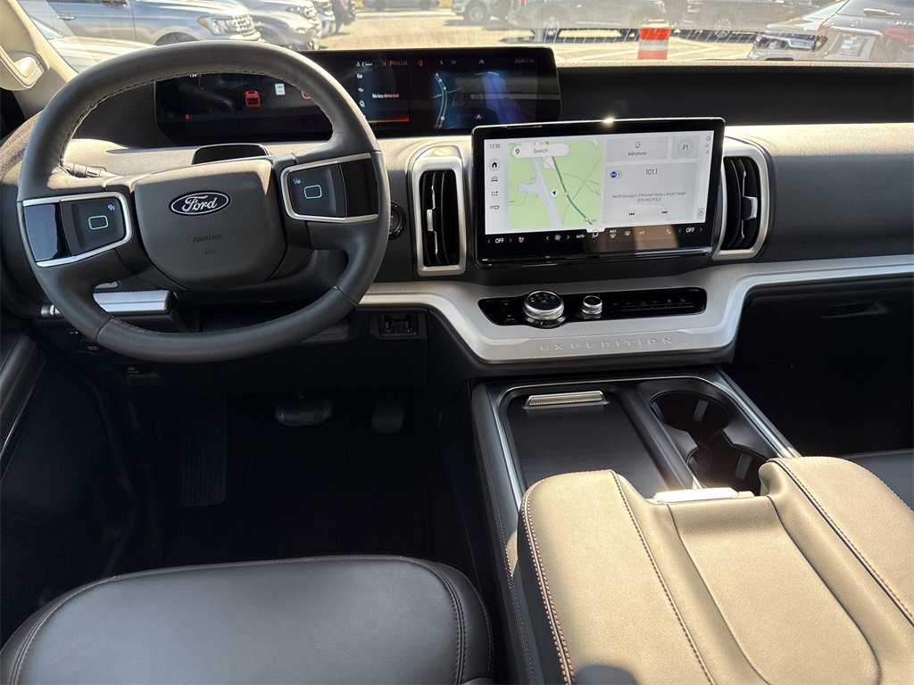 Used 2025 Ford Expedition Max Active image 23