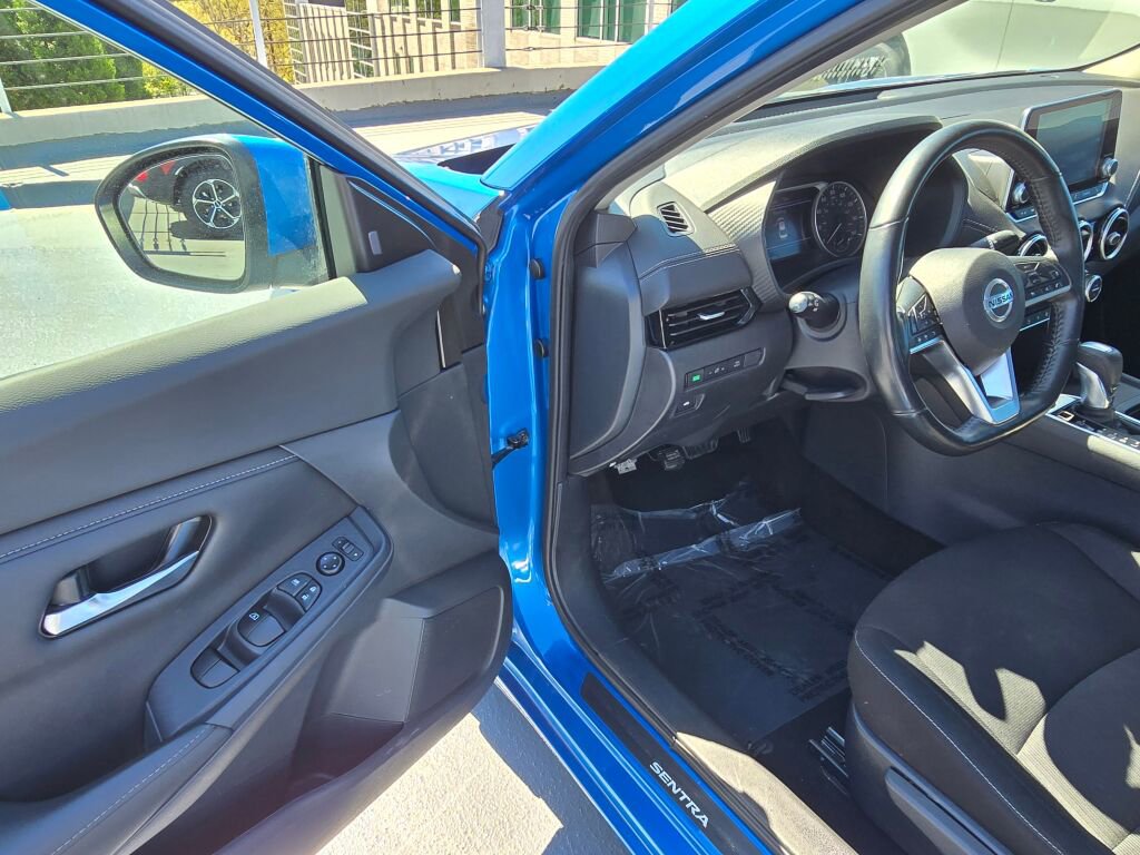 Used 2022 Nissan Sentra SV w/ All-Weather Package FWD image 19