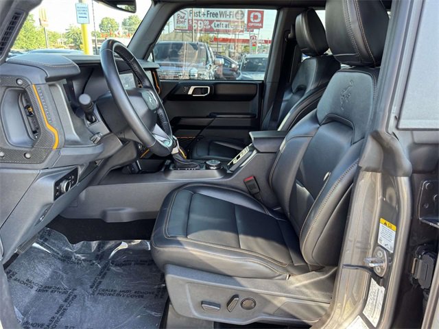 Used 2024 Ford Bronco Badlands image 11