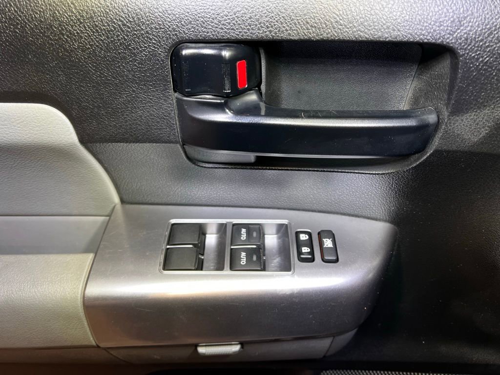 Used 2022 Toyota Sequoia SR5 image 21