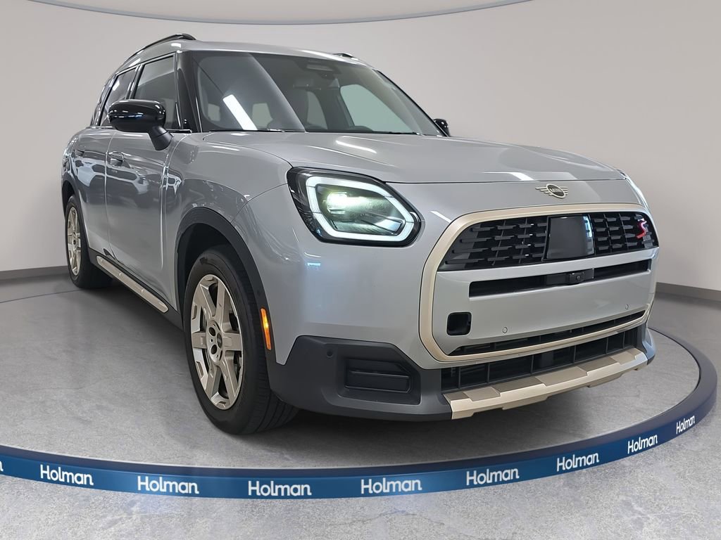 Used 2025 MINI Cooper Countryman S w/ Comfort Package Max image 4