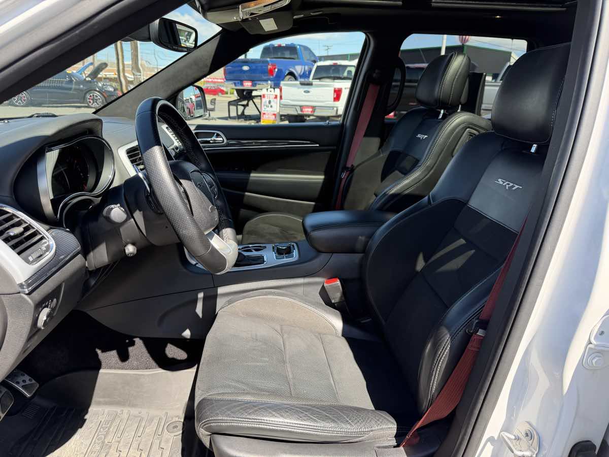 Used 2018 Jeep Grand Cherokee SRT AWD/4WD image 10