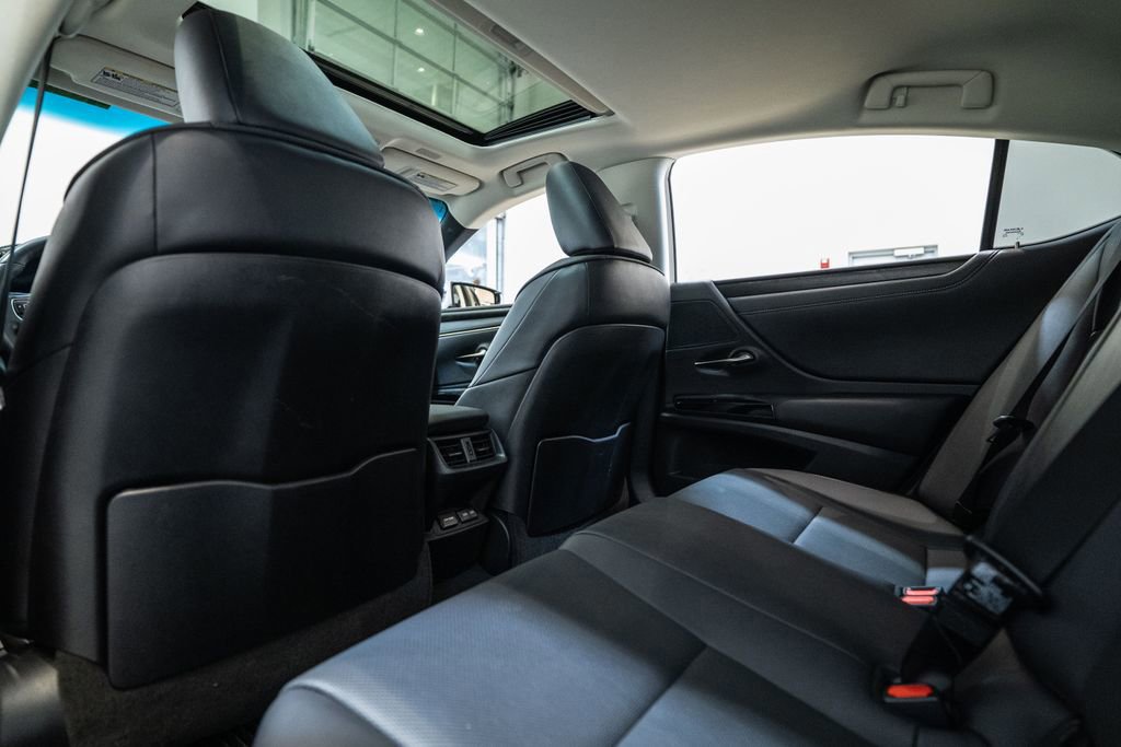 Used 2022 Lexus ES 350 w/ Premium Package image 31