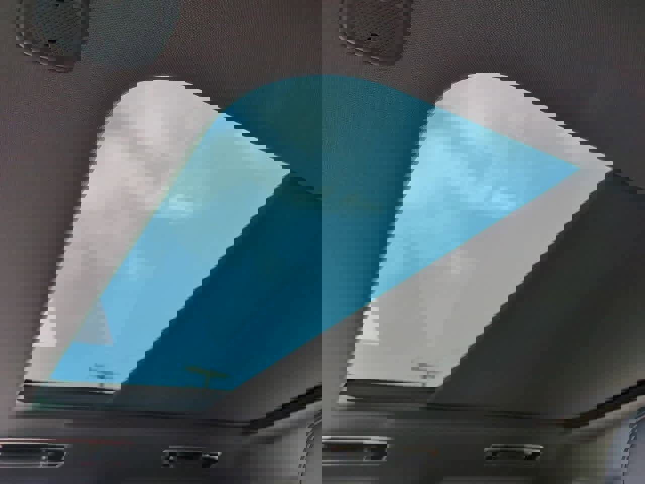 New 2025 Land Rover Range Rover Sport Dynamic SE image 17