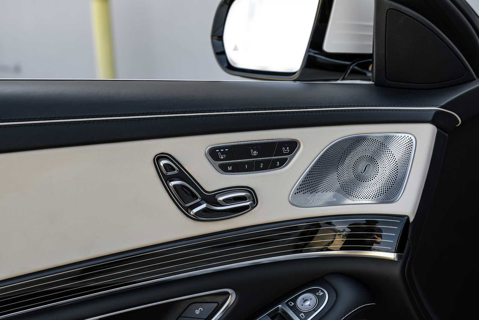 Used 2017 Mercedes-Benz S 550 Sedan image 43