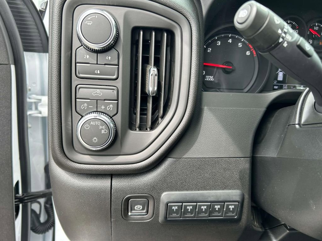 New 2026 GMC Sierra 3500 Pro AWD/4WD image 11