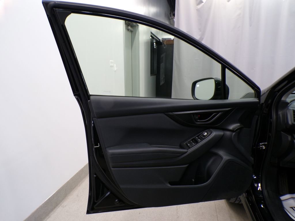 Used 2023 Subaru Crosstrek 2.0i Premium AWD/4WD image 13