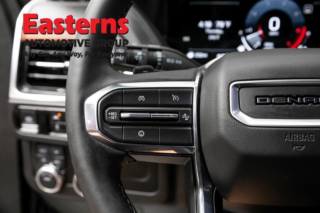 Used 2025 GMC Yukon XL Denali AWD/4WD image 15