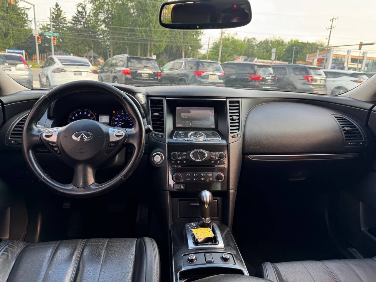 Used 2017 INFINITI QX70 2WD image 12