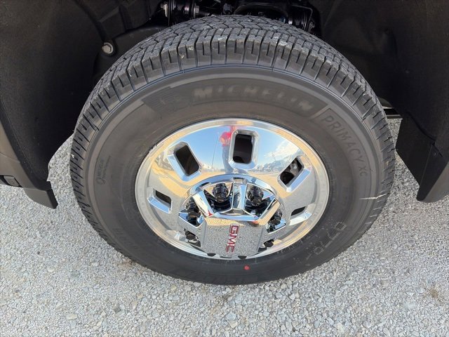 New 2026 GMC Sierra 3500 SLT image 10