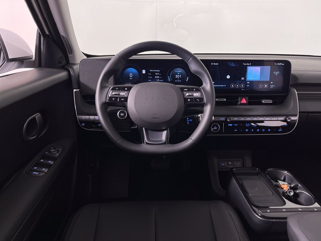 New 2027 Hyundai Ioniq 5 SEL RWD image 15
