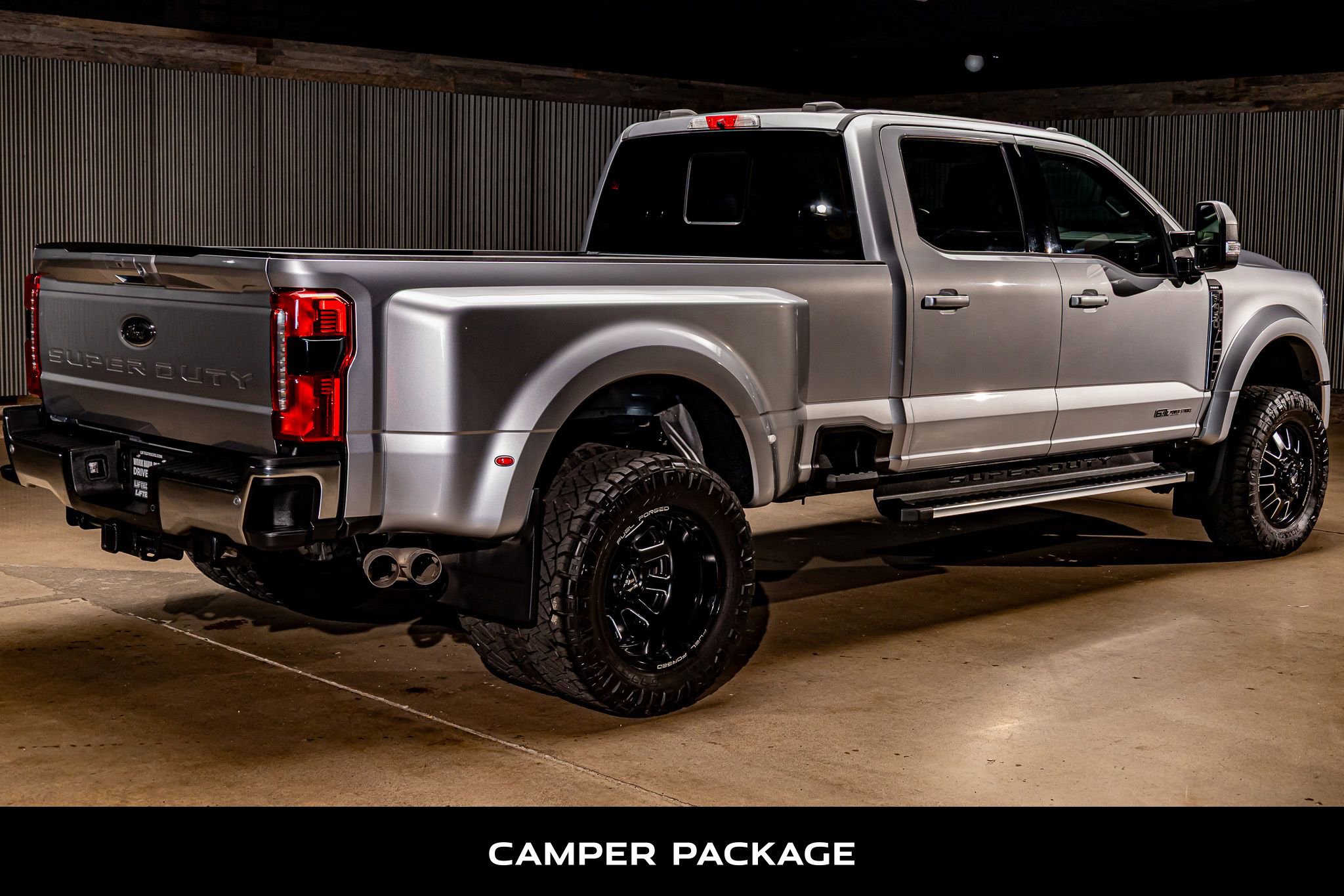 Used 2023 Ford F450 Lariat w/ Camper Package image 9