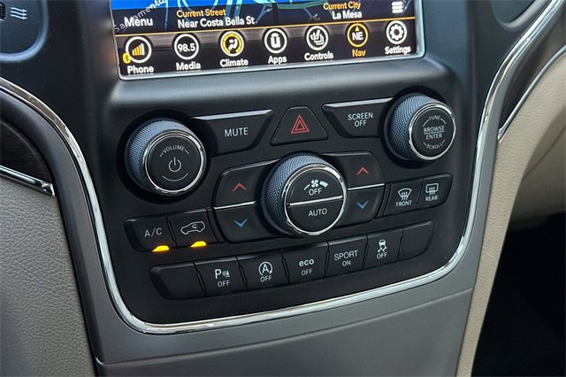 Used 2018 Jeep Grand Cherokee Limited w/ Trailer Tow Group IV image 23