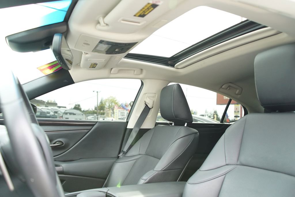 Used 2021 Lexus ES 300h w/ Premium Package FWD image 20