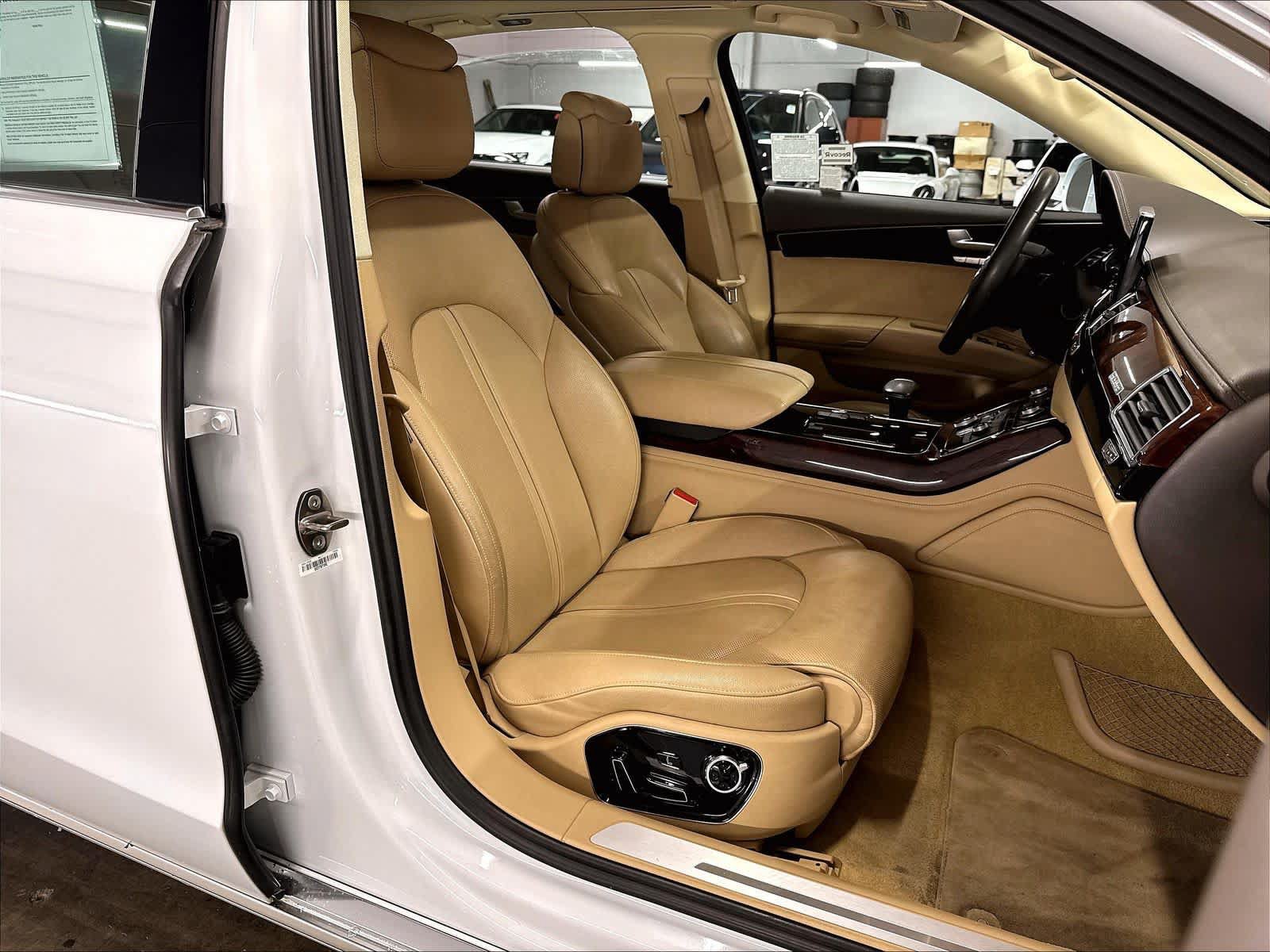 Used 2013 Audi A8 L 4.0T AWD/4WD image 10