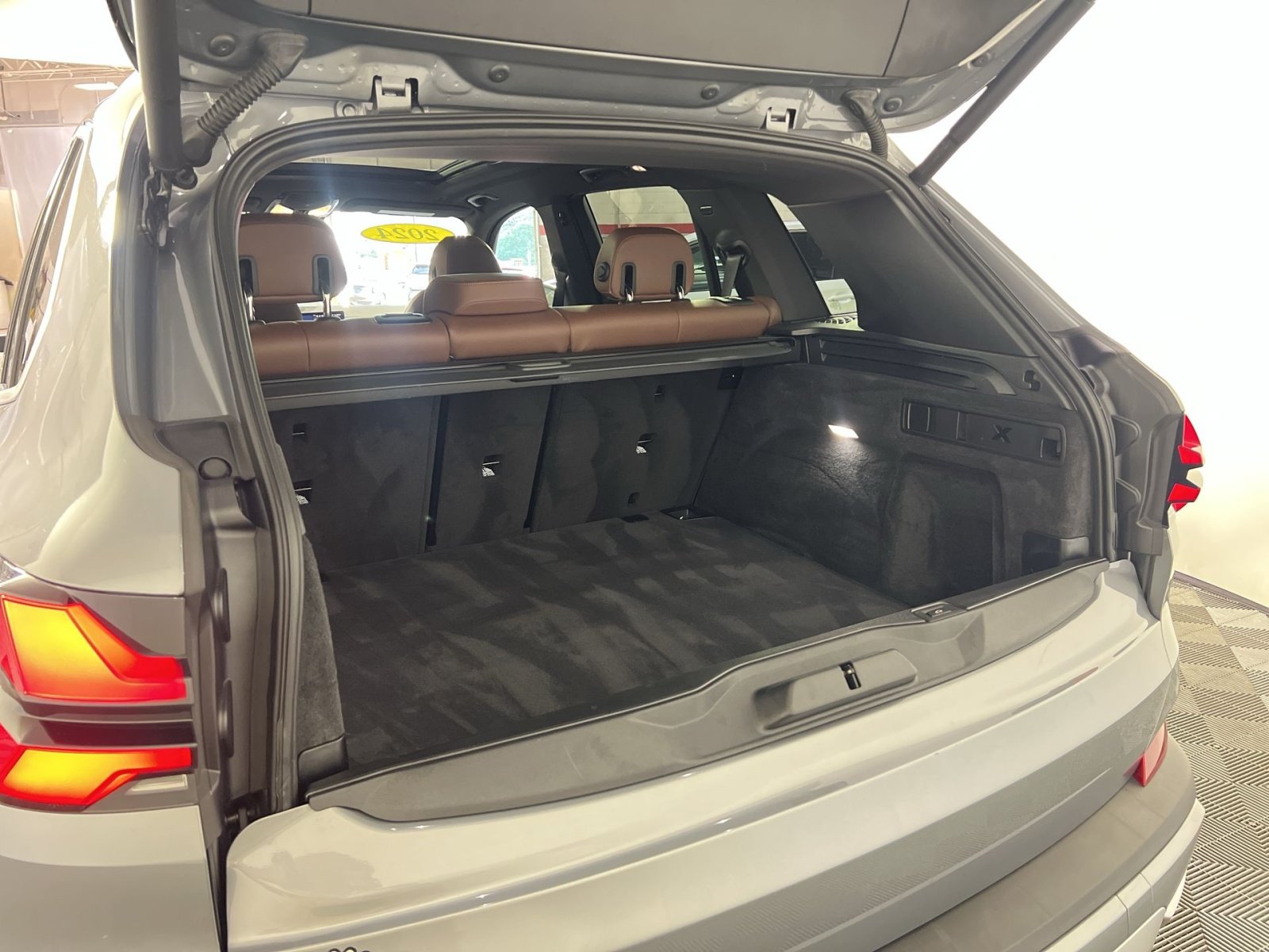 Used 2024 BMW X5 xDrive40i AWD/4WD image 26