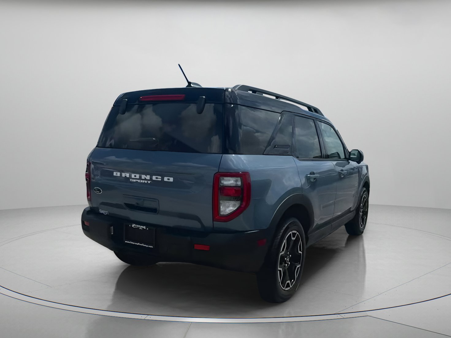 New 2025 Ford Bronco Sport Outer Banks w/ Outer Banks Tech Package+ AWD/4WD image 32