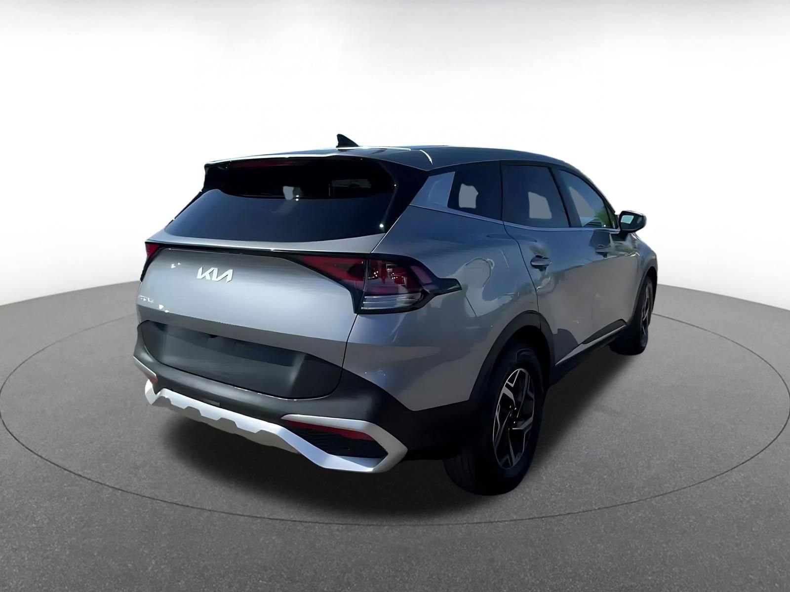 Used 2025 Kia Sportage LX image 14