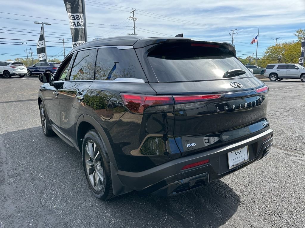 Certified 2025 INFINITI QX60 Luxe w/ Vision Package image 14