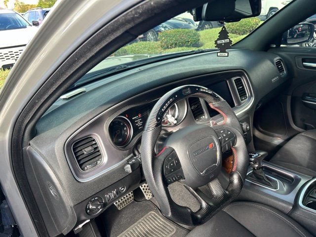 Used 2019 Dodge Charger Scat Pack RWD image 9